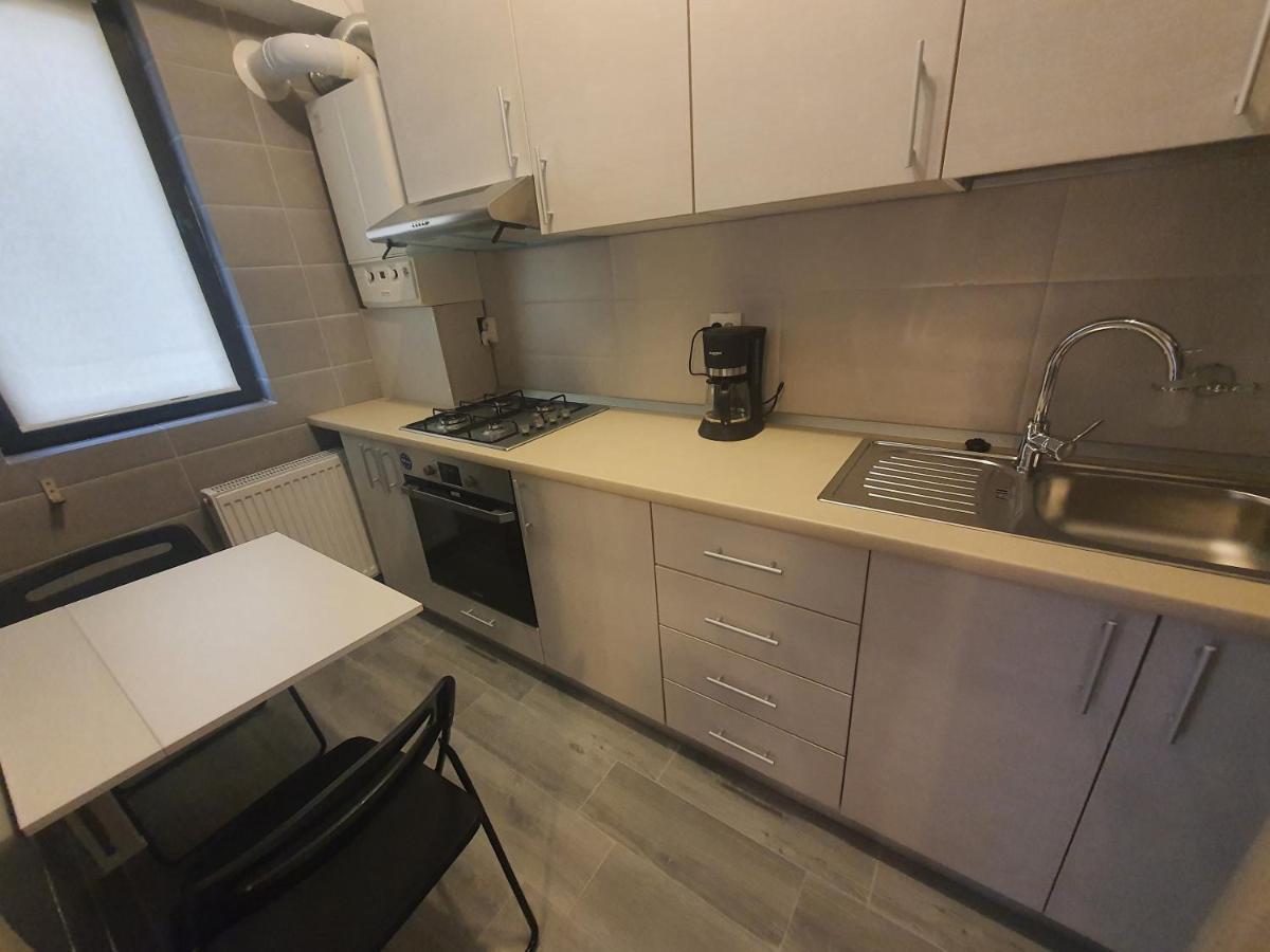 Garsoniera Matei Basarab 97 Apartment Bukares Bagian luar foto